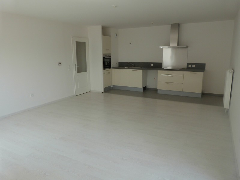 Location Appartement 74m² Saint Andre 2