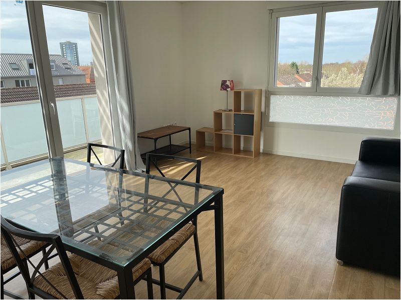 Location Appartement 68m² Loos