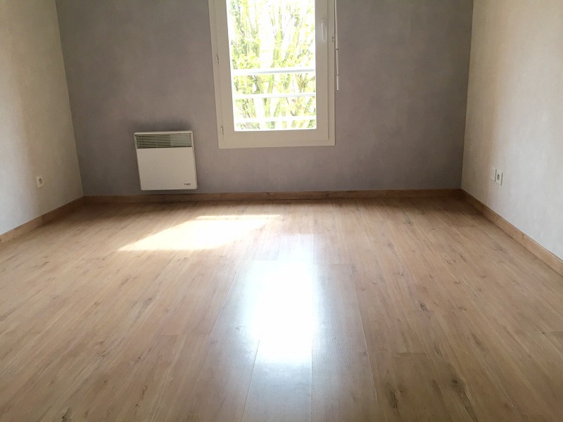 Location Appartement 65m² Saint Andre 7